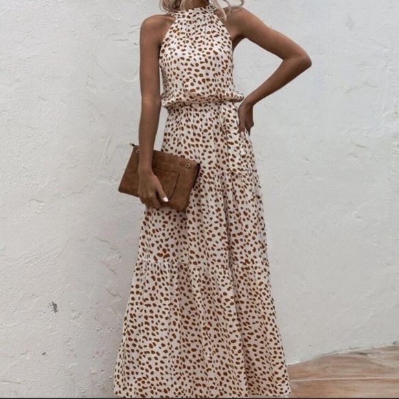 Boho cream brown halter dot belted maxi dress - Picture 5 of 11
